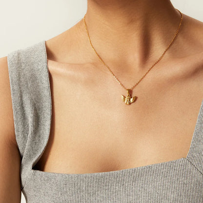 Angelica – Collar Dorado Elegante