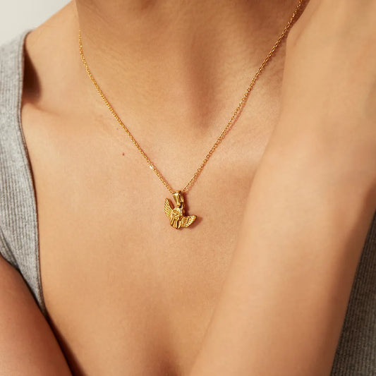 Angelica – Collar Dorado Elegante