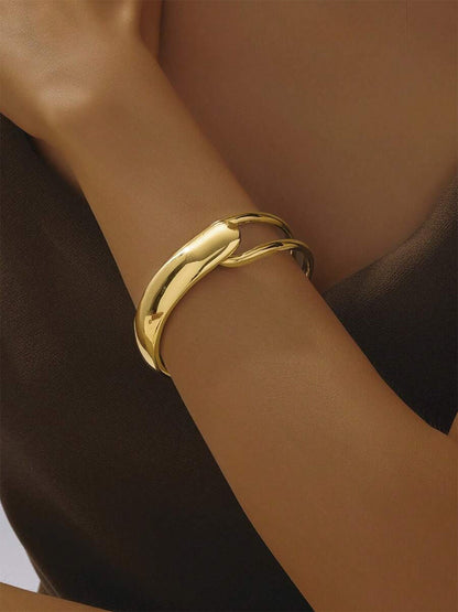 Alyssa – Pulsera Brazalete Dorado Elegante
