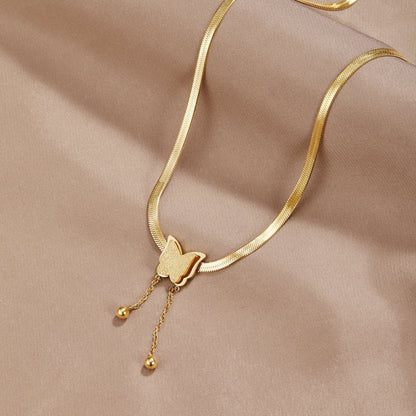 Bettina – Collar Mariposa Elegante