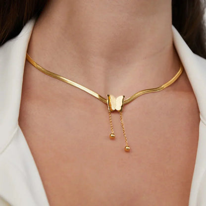 Bettina – Collar Mariposa Elegante
