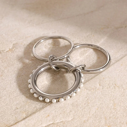 Briana – Anillo Apilado con Perlas Elegante
