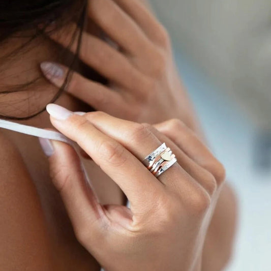 Amara – Anillo Giratorio de Corazón