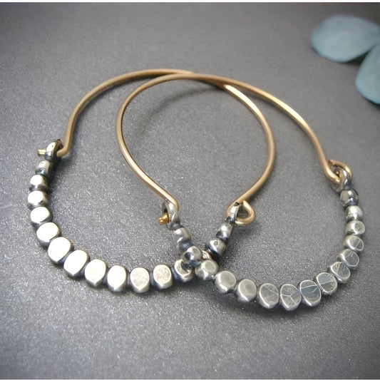 Bella – Bisutería de Orejas Cúbicas de Plata Boho