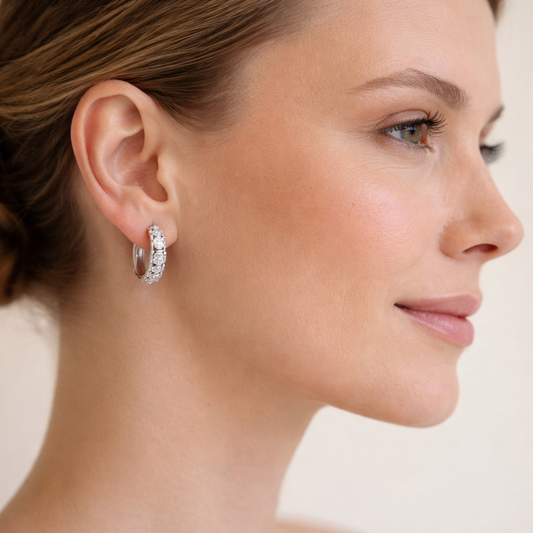 Willow – Pendientes Clip Elegantes con Zirconia