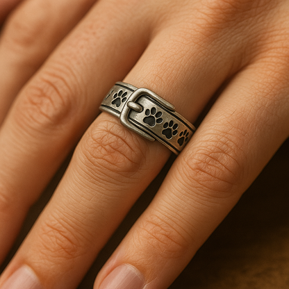 Kitsu – Anillo Collar Huellas de Cachorro