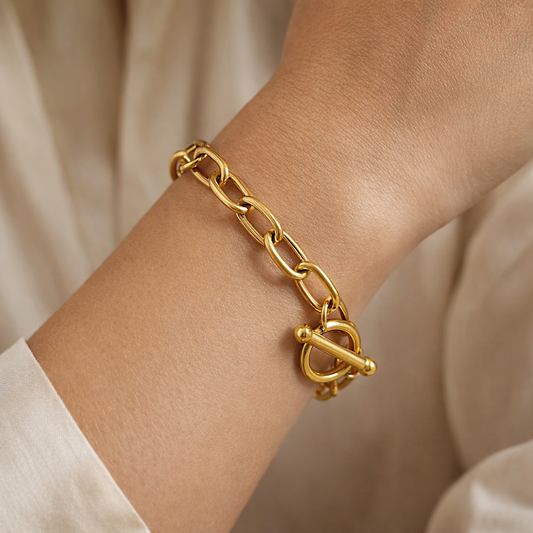 Emilia – Pulsera Dorada Cadena Ovalada