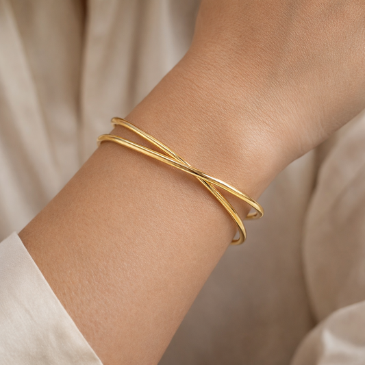 Elena – Pulsera Cruz Minimalista