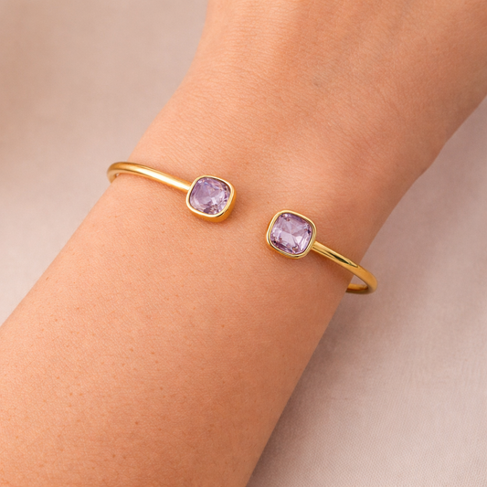 Noelia – Pulsera Cuadrada Abierta
