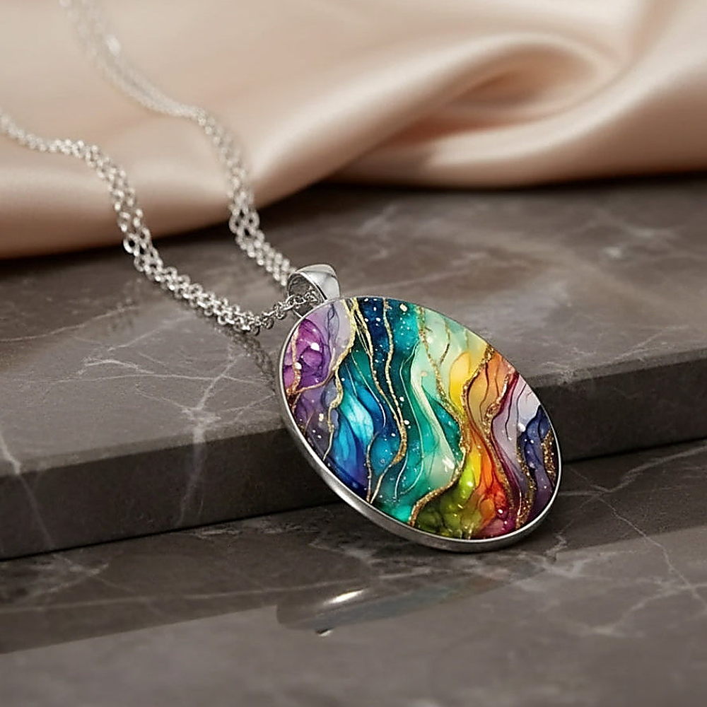 Collar con colgante de mujer con motivo artístico ovalado y líneas curvas