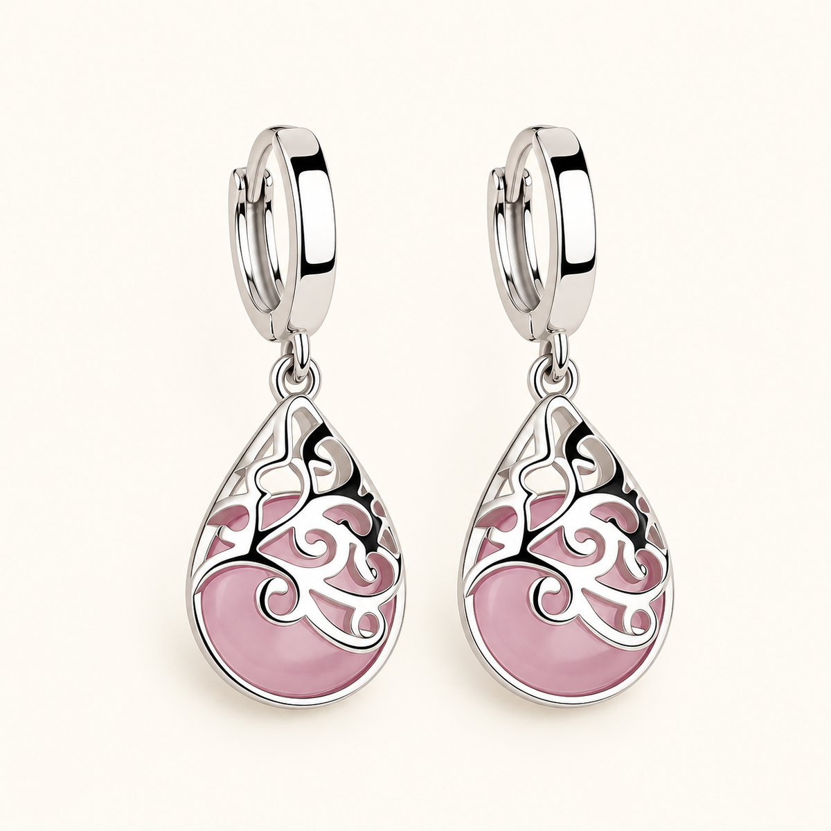 Pendientes Huggie de Mujer con Colgantes en Forma de Gota y Estructura de Perforación Ornamental