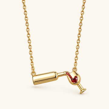 Collar de mujer con colgante de botellas de vino y detalle en forma de corazón
