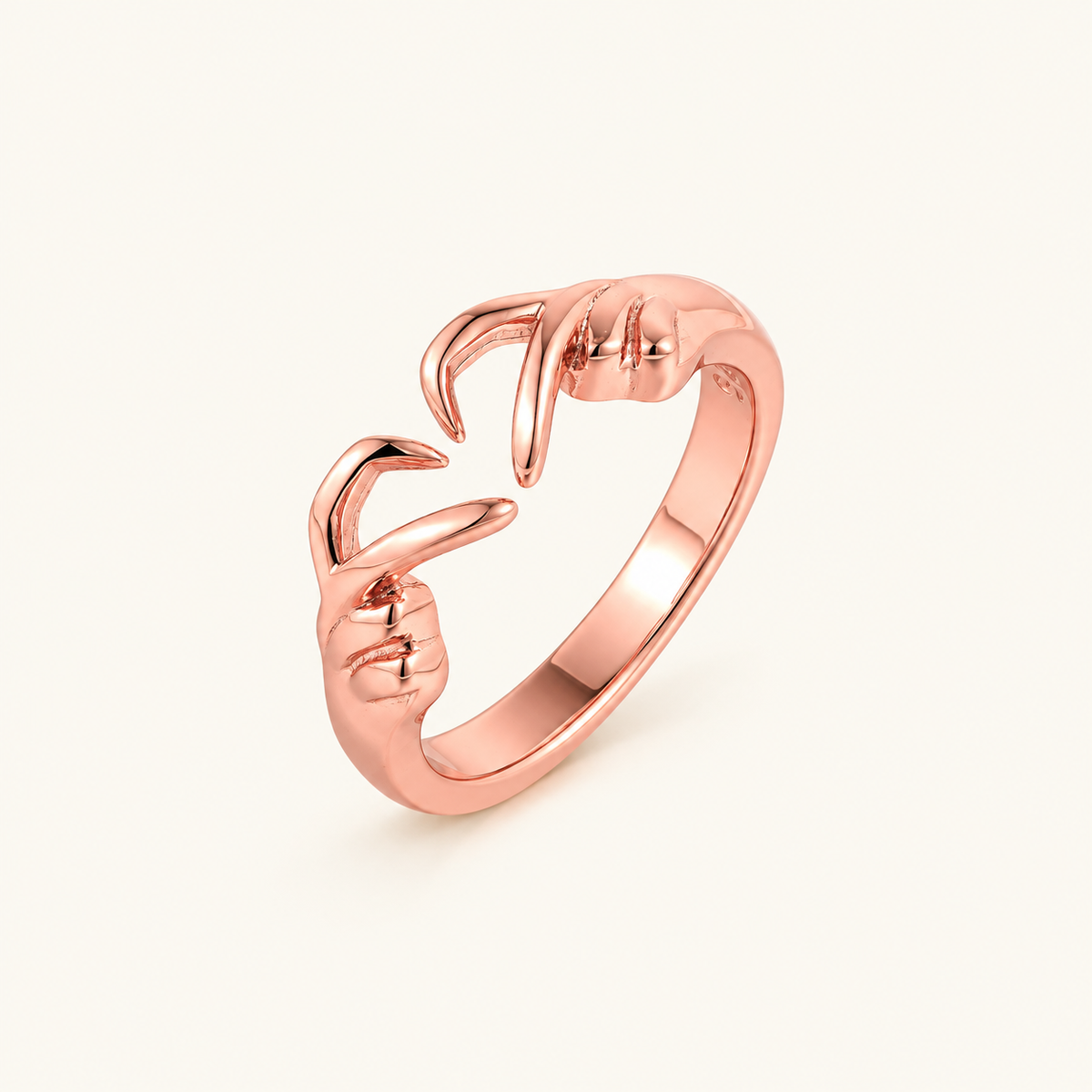 Anillo Ajustable de Mujer con Manos Abrazadoras y Diseño Abierto