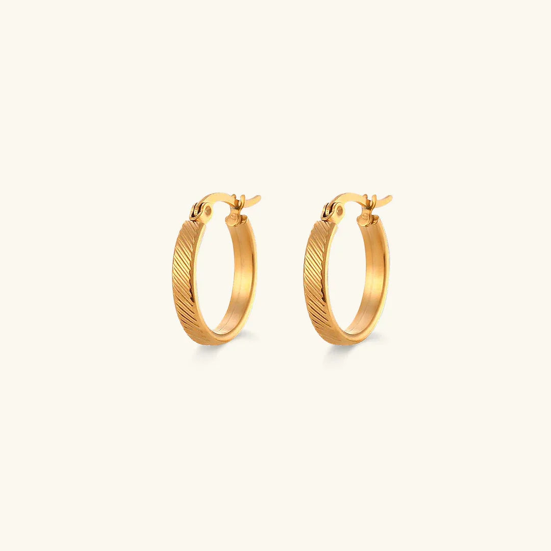 Aretes para Mujeres con Superficie Texturizada en Diagonal