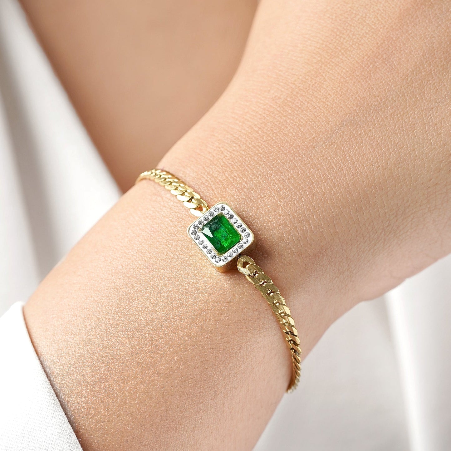Esmeralda – Pulsera Zirconia Verde Elegante