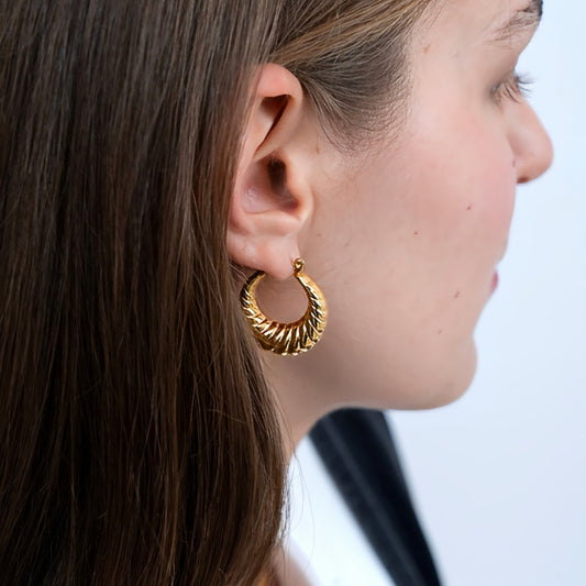 Zoe – Pendientes Aro Abultados Dorados