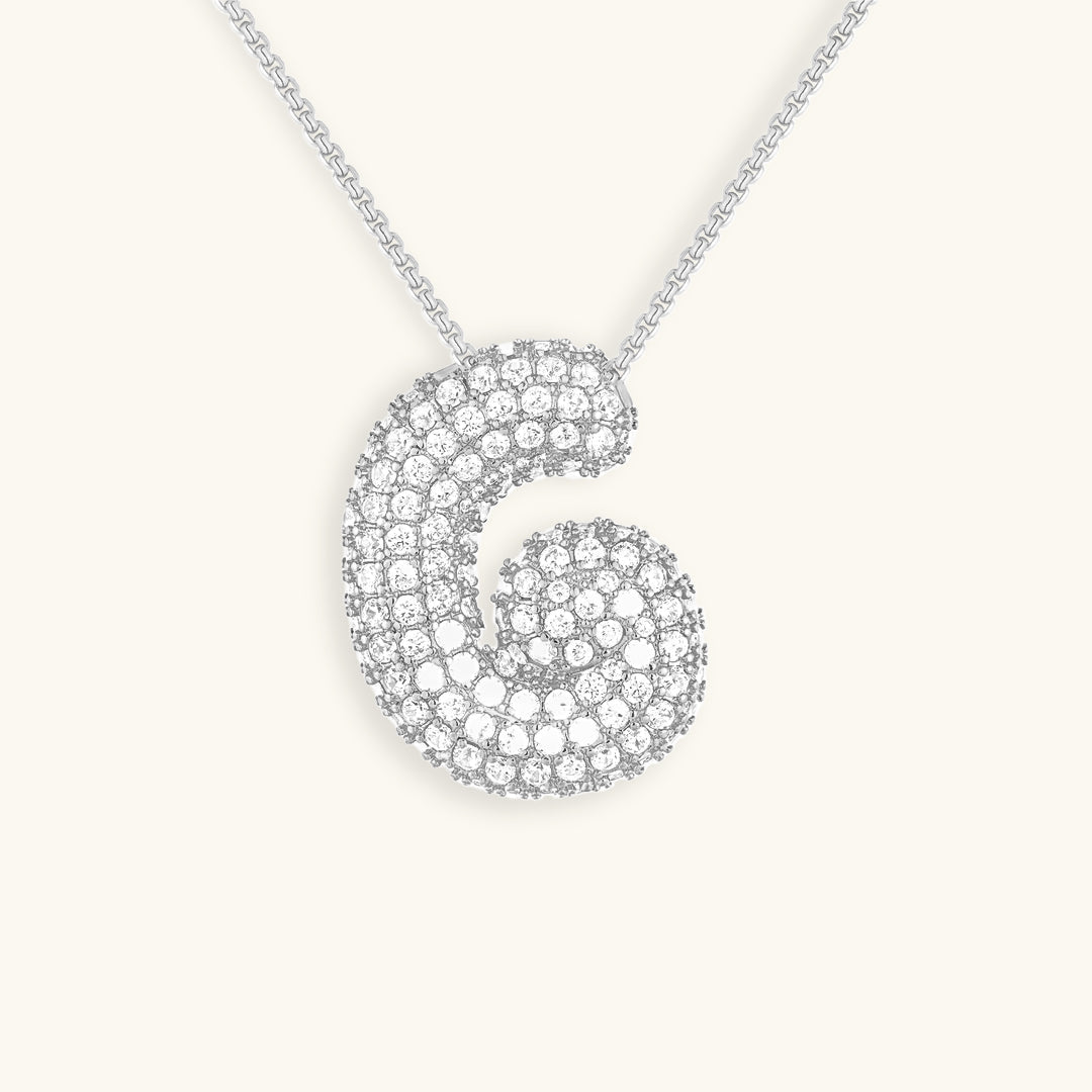 Collar de diamantes con inicial en burbuja