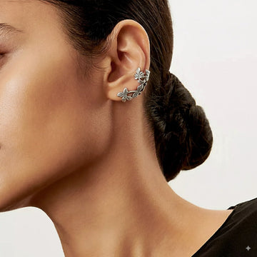 Pendiente de Mujer con Motivo de Hoja Floral y Forma de Ear Crawler Curvada