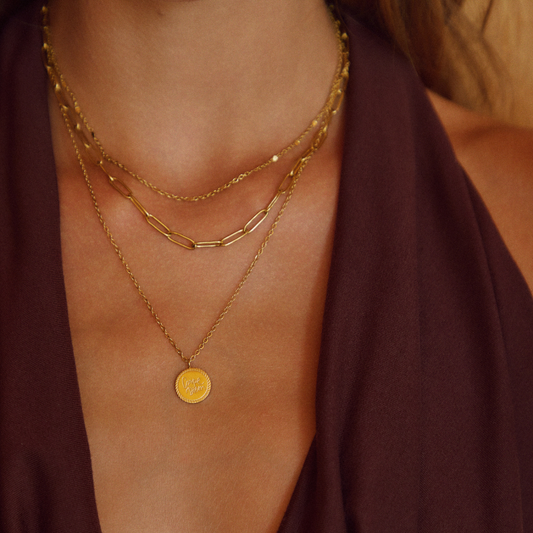 Geya – Collar de Piezas Superpuestas