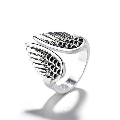 Liora – Anillo Ángel Ajustable en Plata de Ley 925