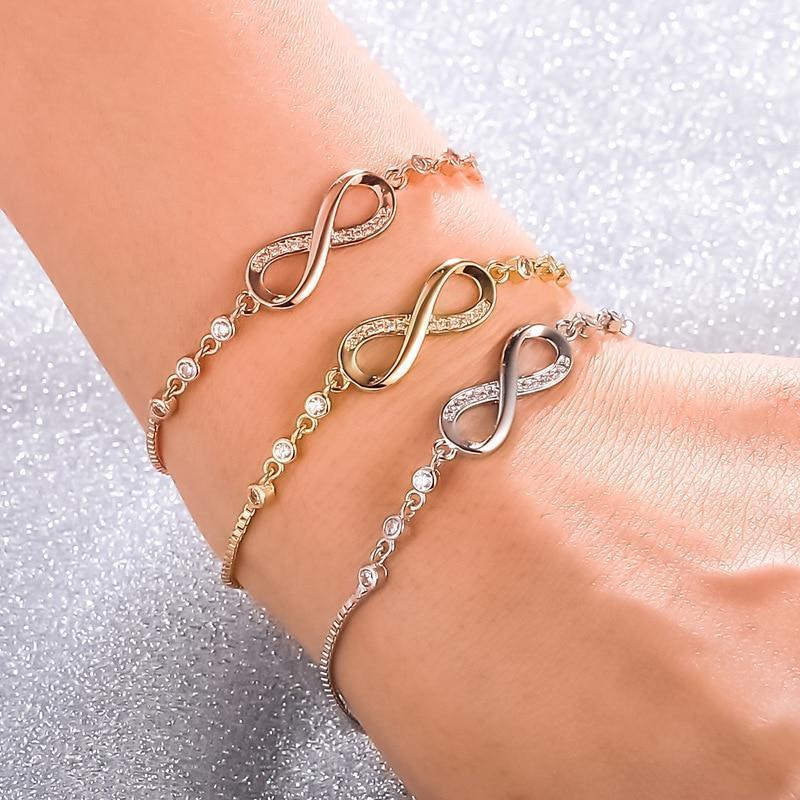 Inaya – Pulsera Ajustable de Infinito en Plata