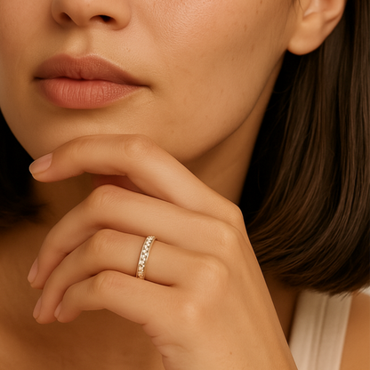 Alleria – Anillo Dorado Elegante