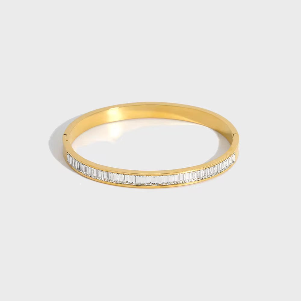 Jane – Pulsera Bangle Elegante con Estilo Chic