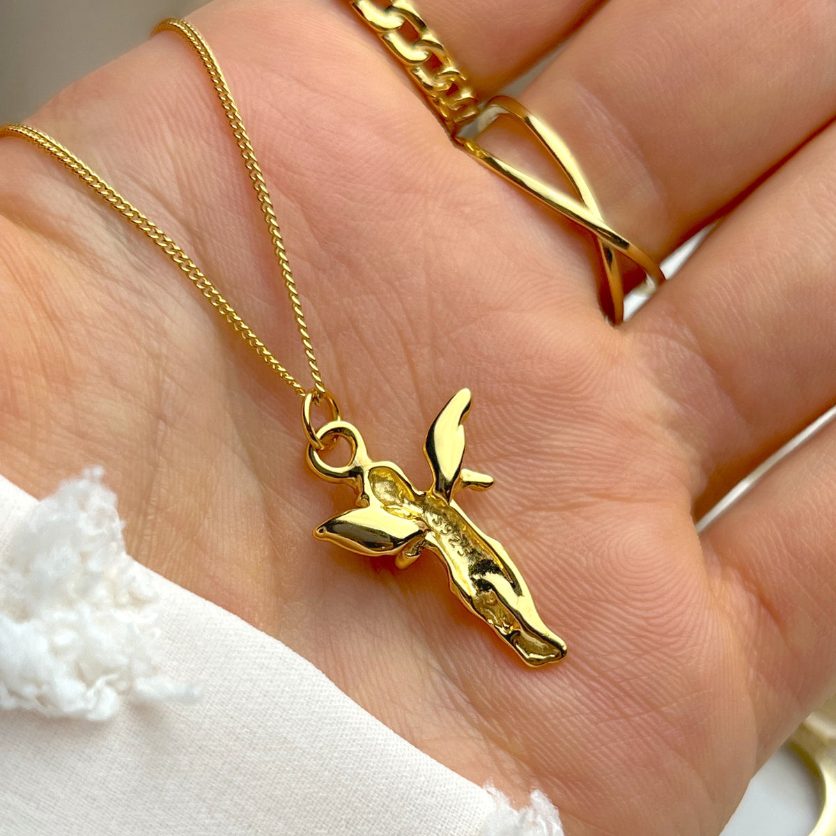 Collar Colgante de Damas con Motivo de Ángel y Colgante Figurativo