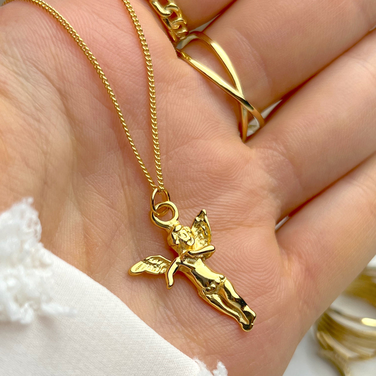 Collar Colgante de Damas con Motivo de Ángel y Colgante Figurativo