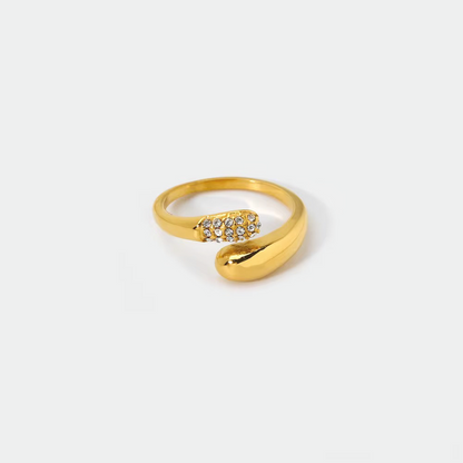 Cely – Anillo Cruzado Pavé