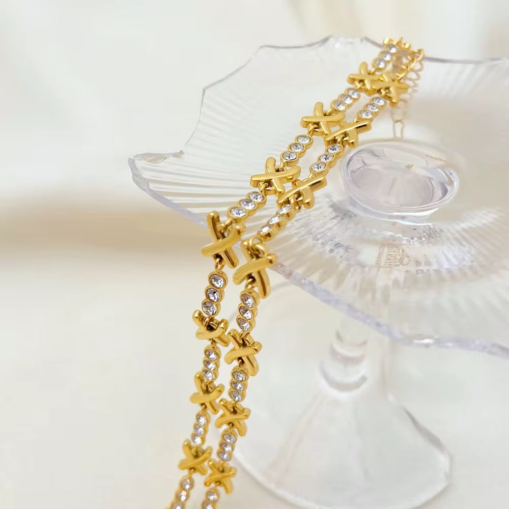 Xenox – Collar Amor con Estilo Elegante