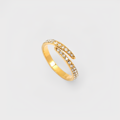 Cleo – Anillo Diamanté con Estilo Elegante y Chic