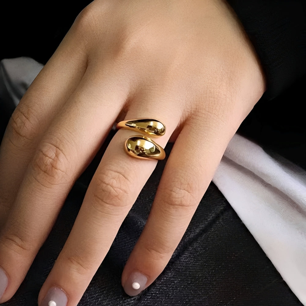 Wilgene – Anillo Cruzado Escultural