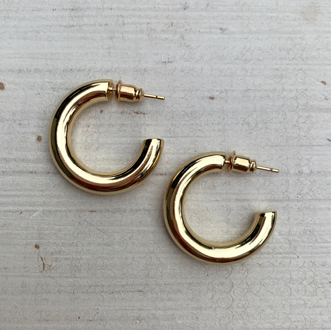 Mayra - Aros gruesos de oro