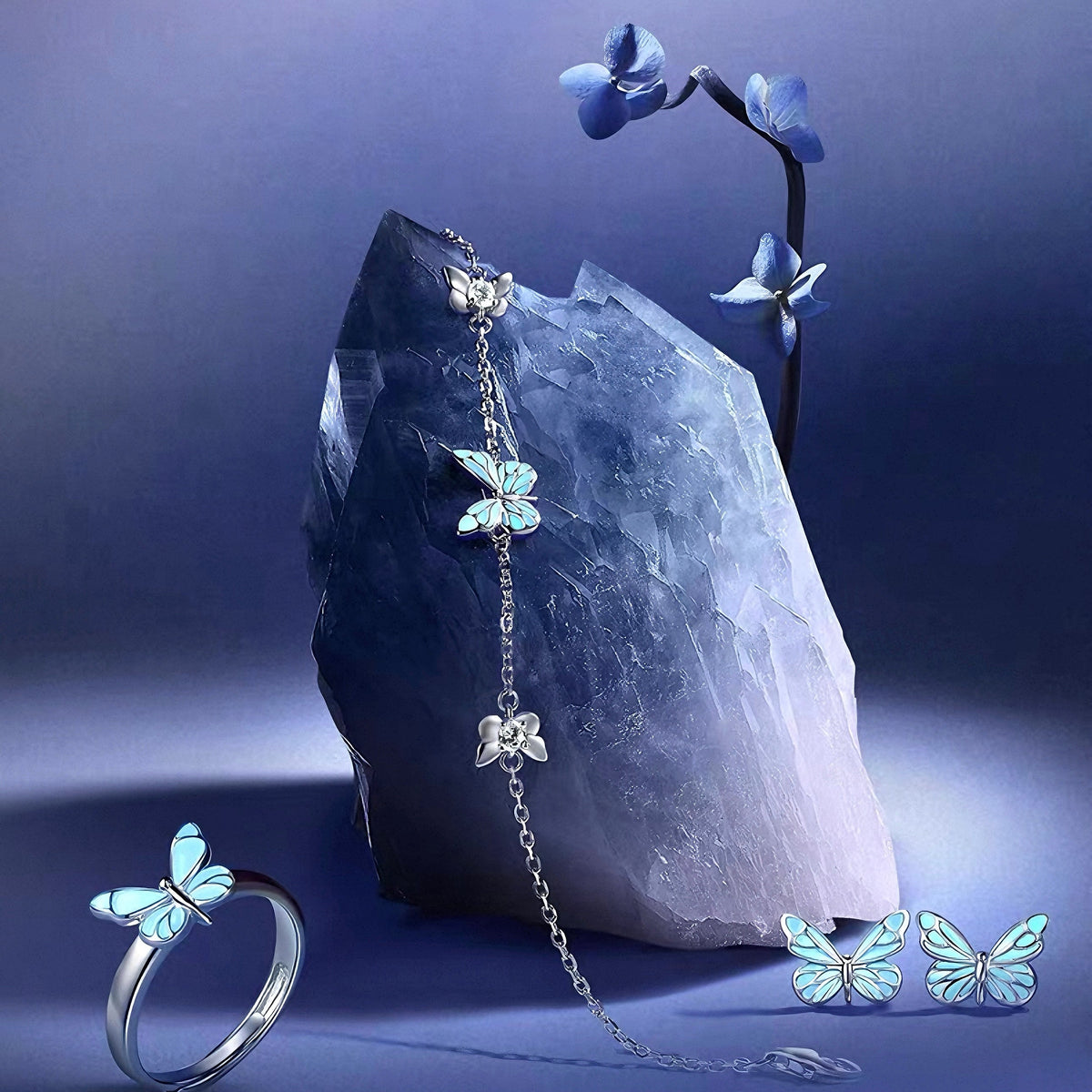 Pulsera Mariposa Damas con Colgante Brillante y Detalles Florales