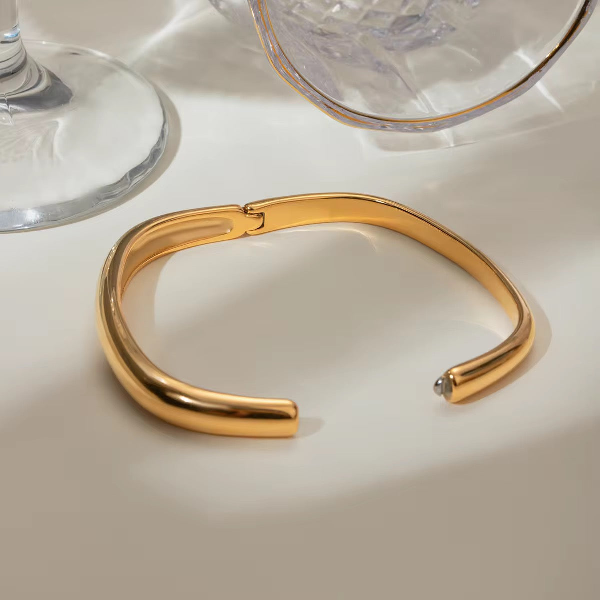 Isabel – Pulsera Luxe Atemporal con Estilo Elegante