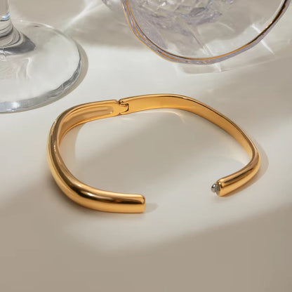 Isabel – Pulsera Luxe Atemporal con Estilo Elegante