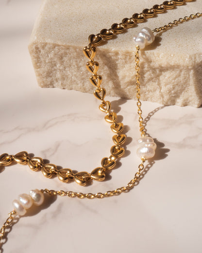 Kendra - Pulsera de cadena de corazón dorado