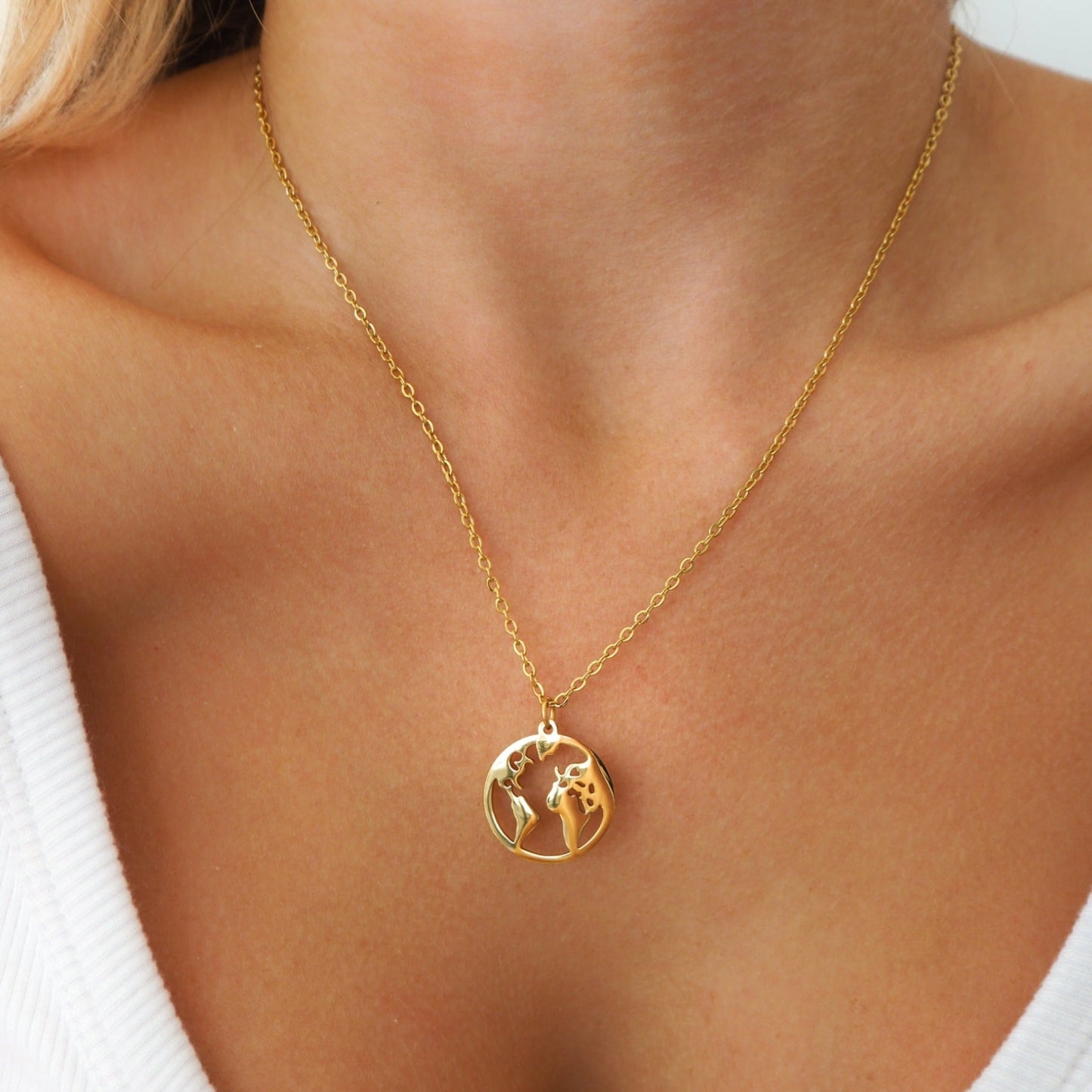 Yumi - Collar Éléganza Mapa del Mundo