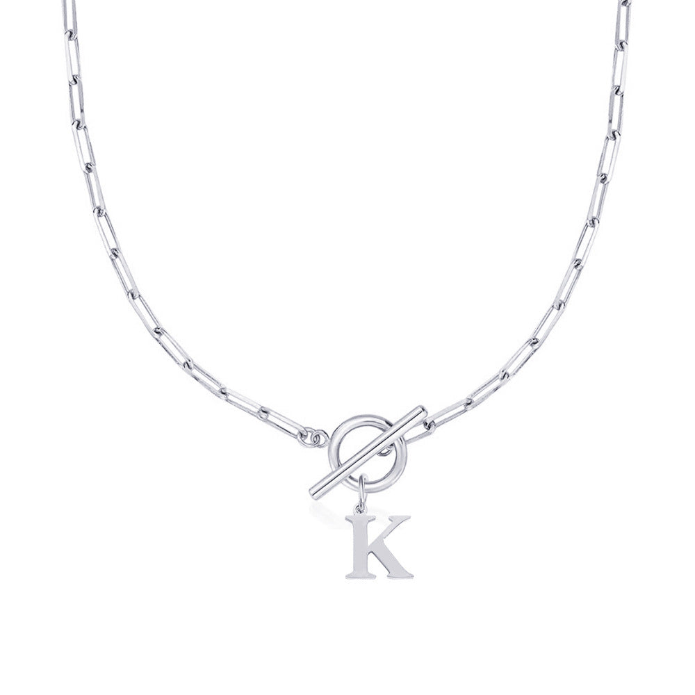 Amara – Collar Inicial en Eslabones de Papel