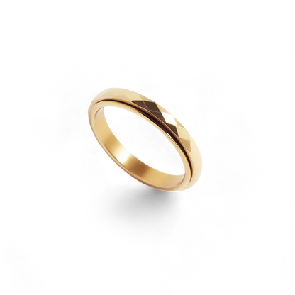 Nadia – Anillo Fidget Giratorio de Banda Martillada Delicada