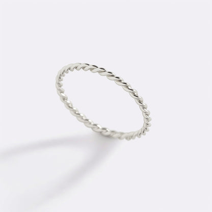 Manon – Anillo Apilable Trenzado