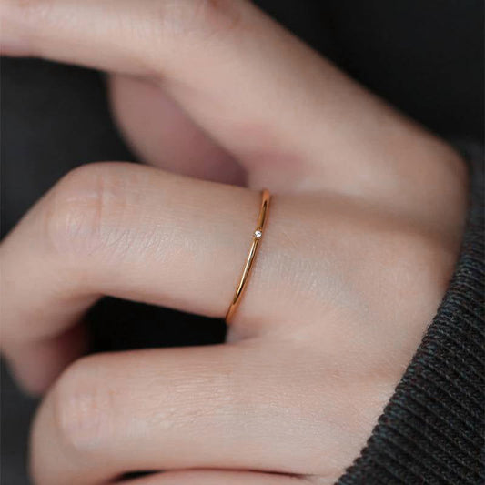 Dalia – Anillo de Diamantes Delicados