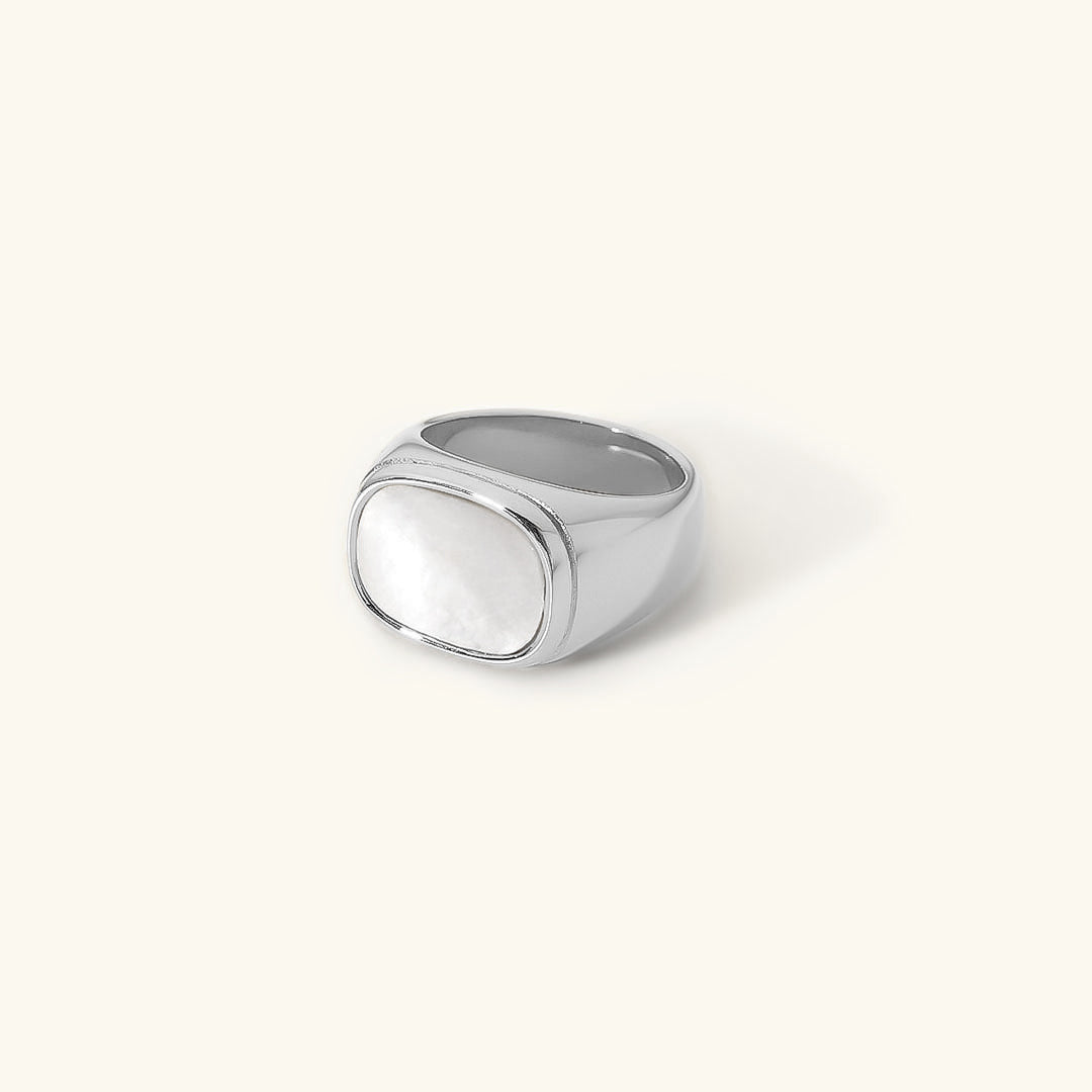 Nova - Anillo de Oro con Concha Lisa