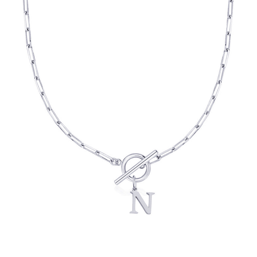 Amara – Collar Inicial en Eslabones de Papel
