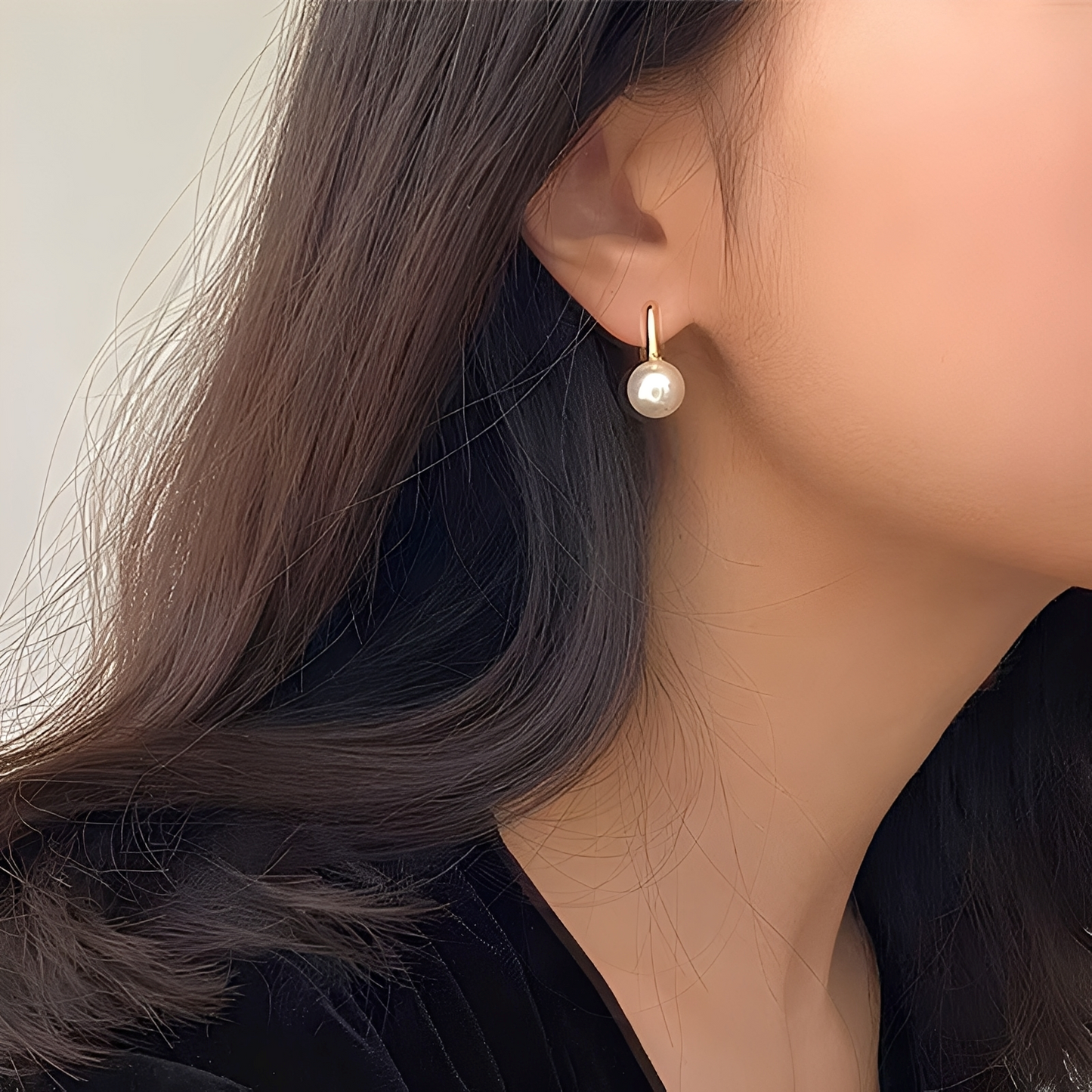 Elaine – Pendientes Atemporales con Perlas en Gota
