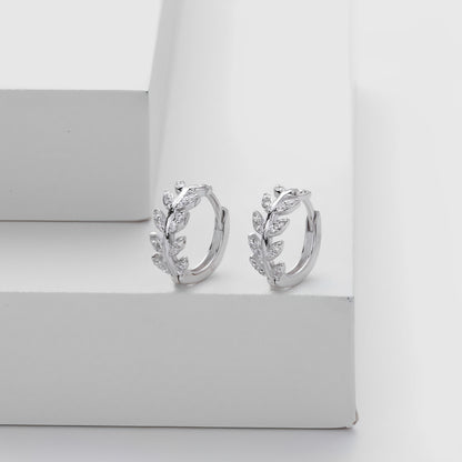 Estela – Pendientes Elegantes con Circonitas 5A y Plata