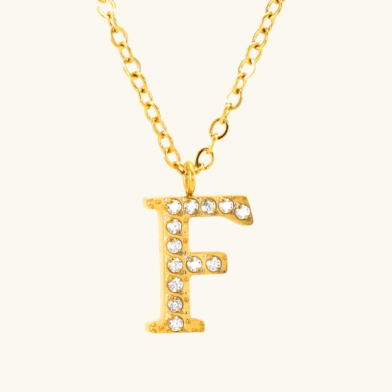 Flora – Collar Letra Fina y Elegante