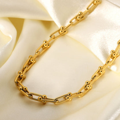 Collar de cadena gruesa de oro en cascada