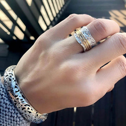 Bianca - Anillo Spinner de Oro y Plata Atemporal